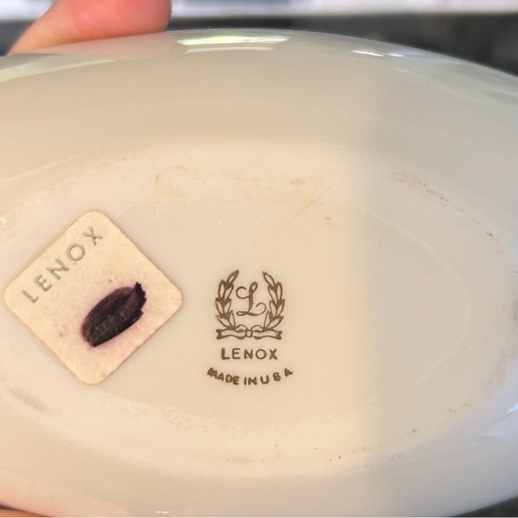 Gondola Boat Shaped LENOX China Dish Olympia Ivory w Gold Trim - Picture 3 of 4